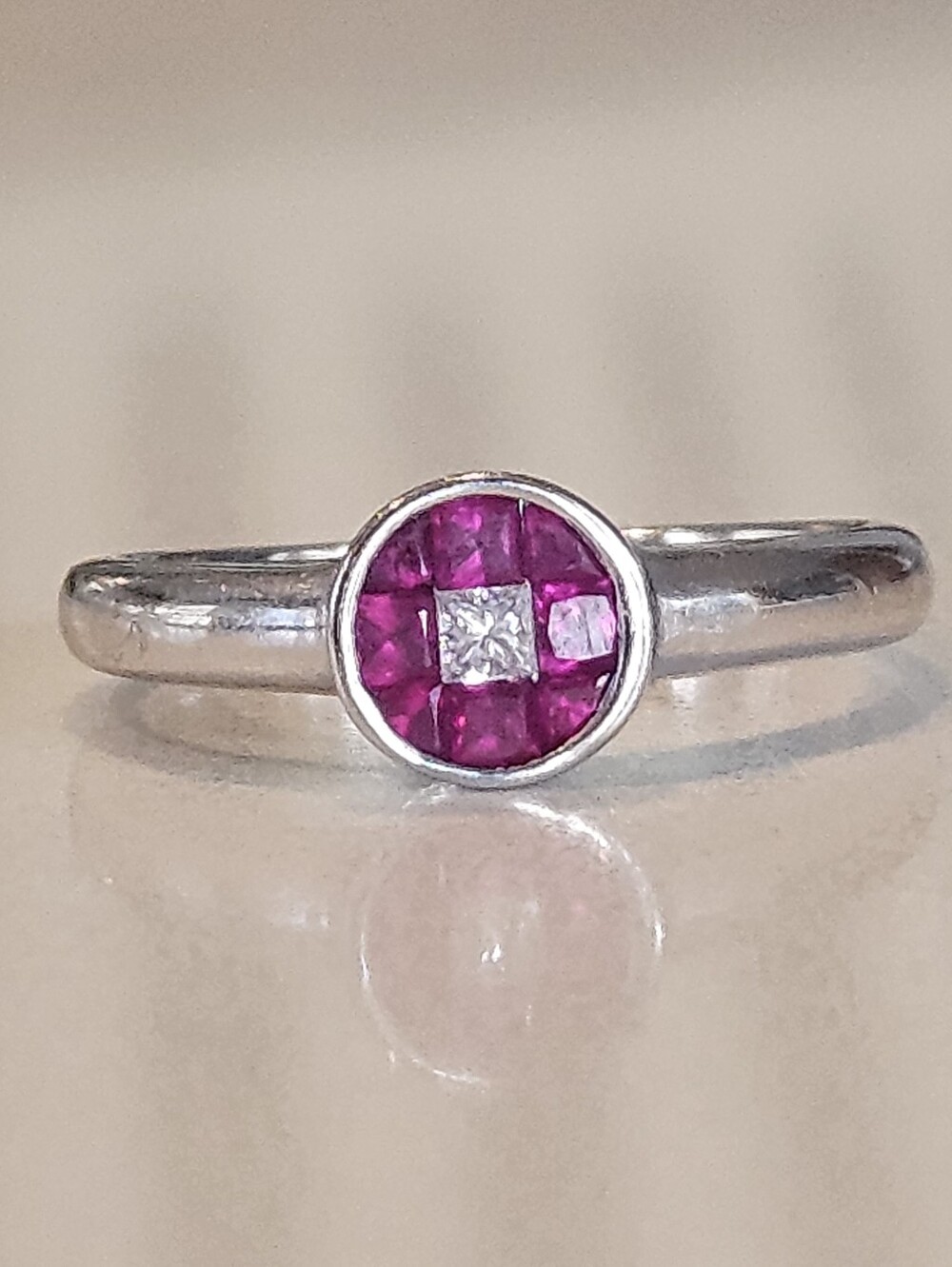 Modern Solid 18k White Gold Deep Pink Natural Ruby & Diamond Ring